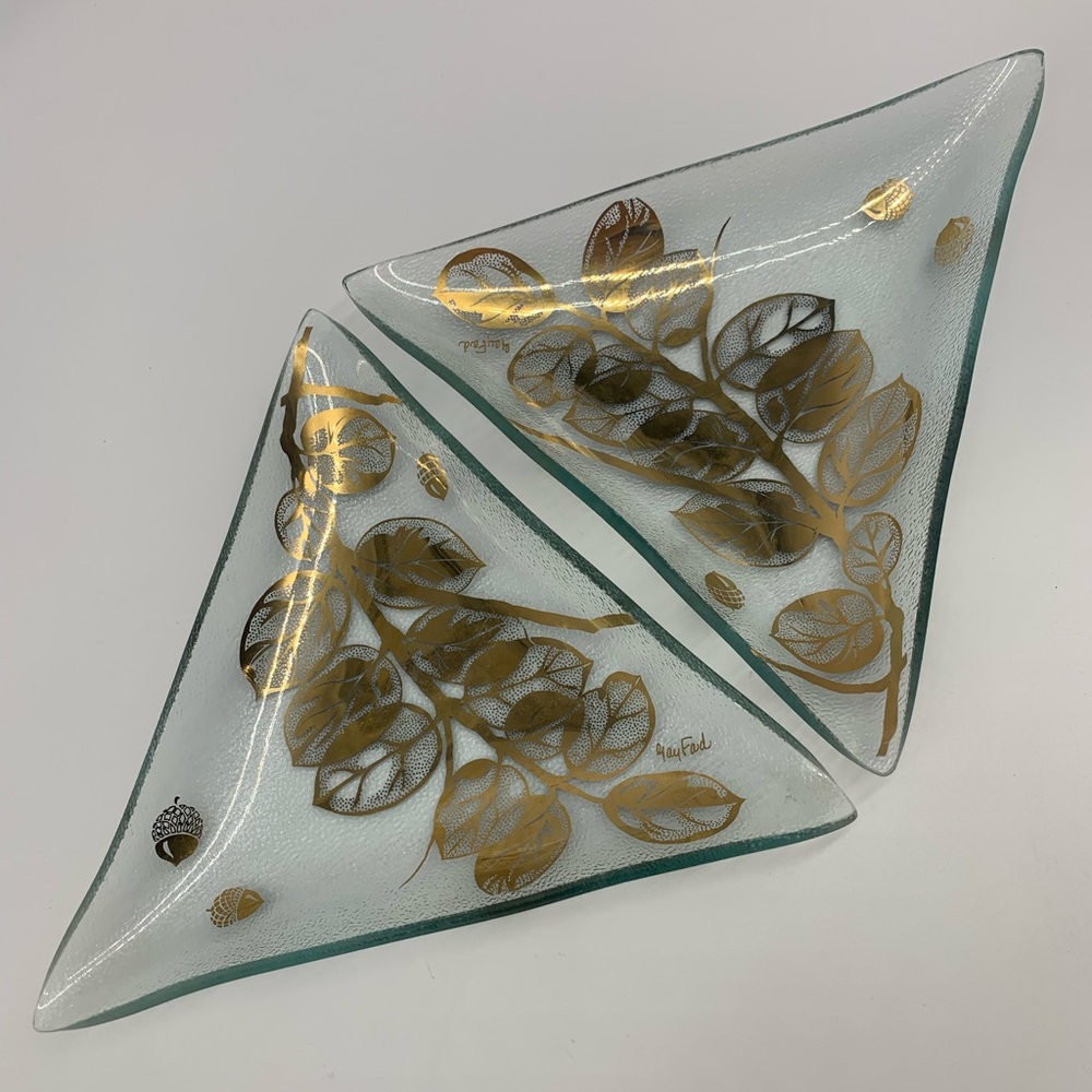 Vintage Gay Fad Triangle Dishes